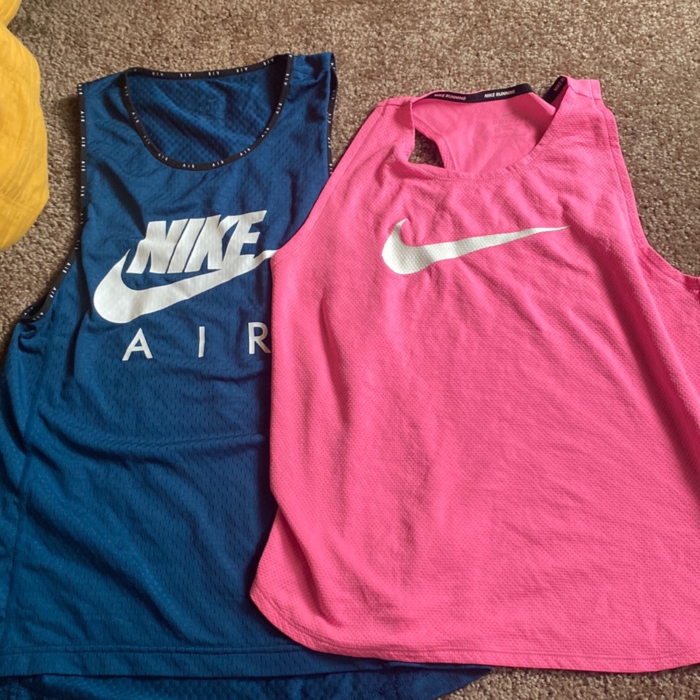 Nike lot of 2 athletic tops size xs and s
